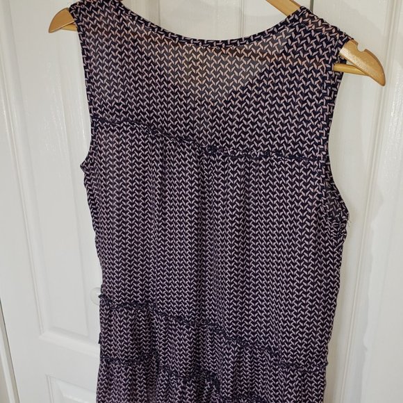 FADED GLORY LADIES  SHEER TOP  SIZE: 8/10 Navy blue with lilac pattern - Picture 2 of 5